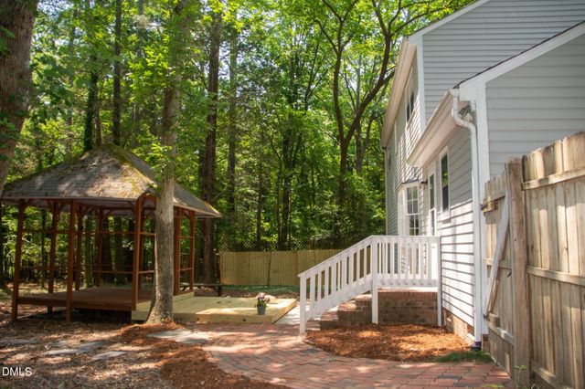110 Country Road, Chapel Hill, NC 27514