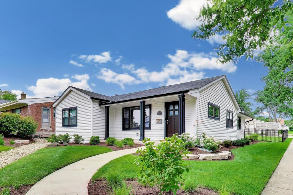 304 W Graham Avenue, Lombard, IL 60148 — exterior