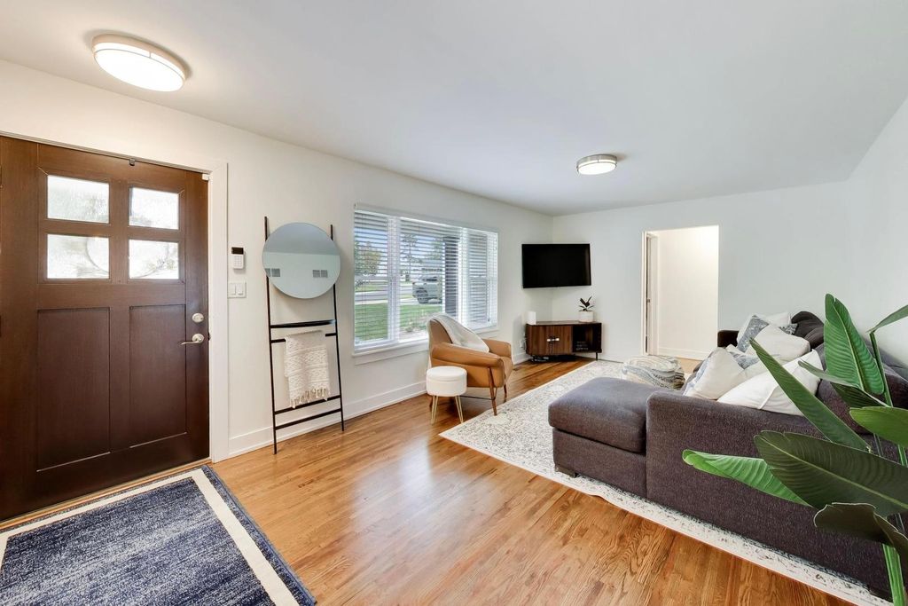 304 W Graham Avenue, Lombard, IL 60148 — photo 5