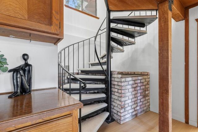 20074 Beatty Ridge Road, Los Gatos, CA 95033