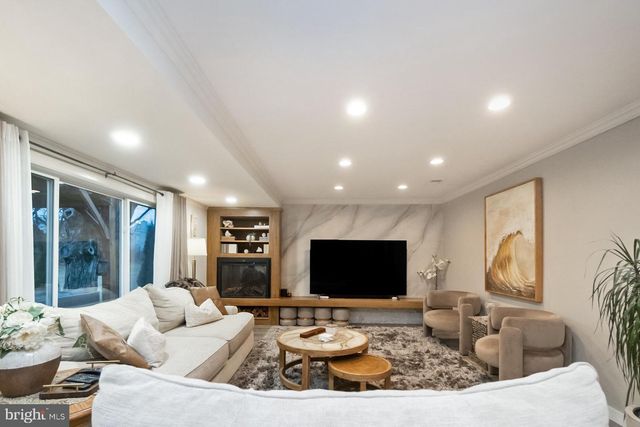 4108 OAKLAND RD, Bethlehem, PA 18020