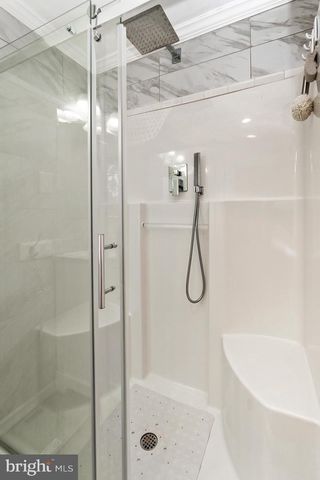 4108 OAKLAND RD, Bethlehem, PA 18020