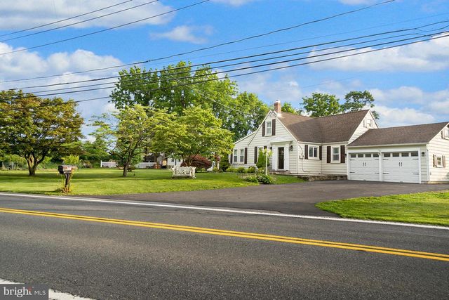 4108 OAKLAND RD, Bethlehem, PA 18020