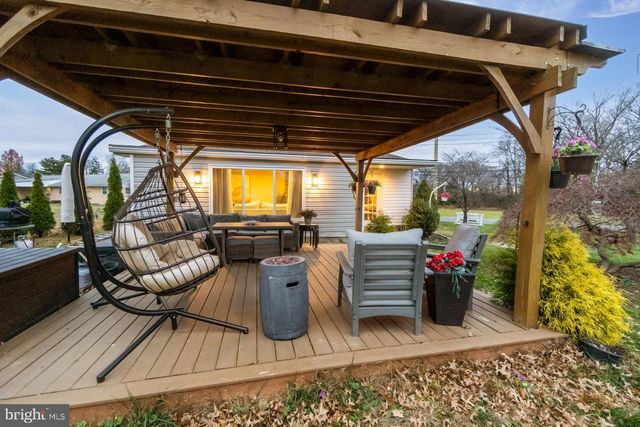 4108 OAKLAND RD, Bethlehem, PA 18020