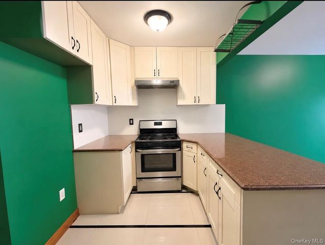 141-09 84th Drive 2B, Briarwood, NY 11435