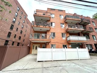 141-09 84th Drive 2B, Briarwood, NY 11435