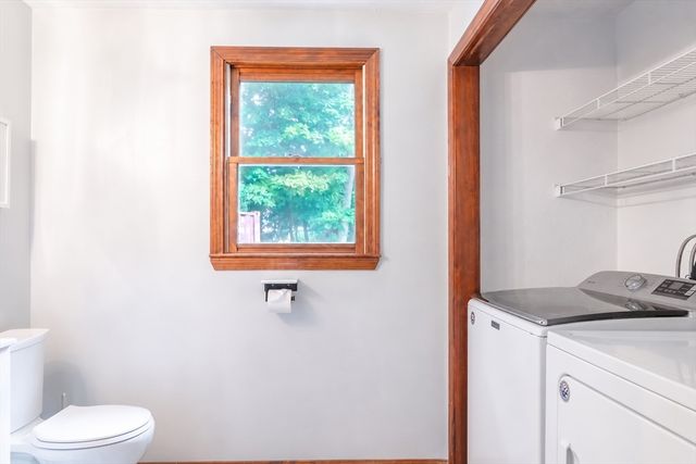 15 Thatcher Sq, Brockton, MA 02302