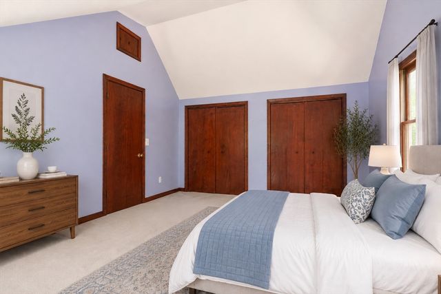 15 Thatcher Sq, Brockton, MA 02302