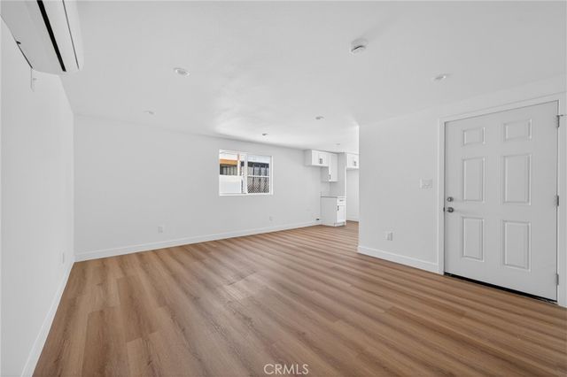 132 W 74th Street, Los Angeles, CA 90003