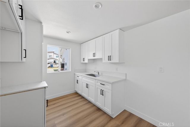 132 W 74th Street, Los Angeles, CA 90003