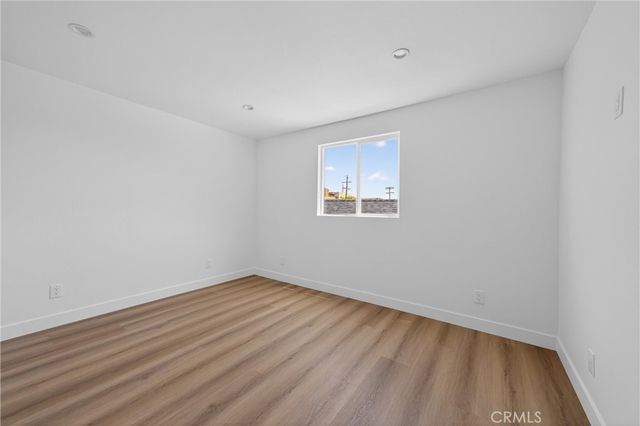 132 W 74th Street, Los Angeles, CA 90003