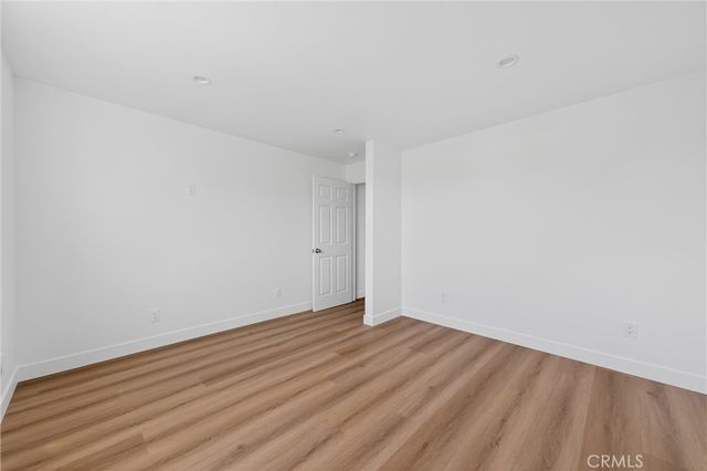132 W 74th Street, Los Angeles, CA 90003