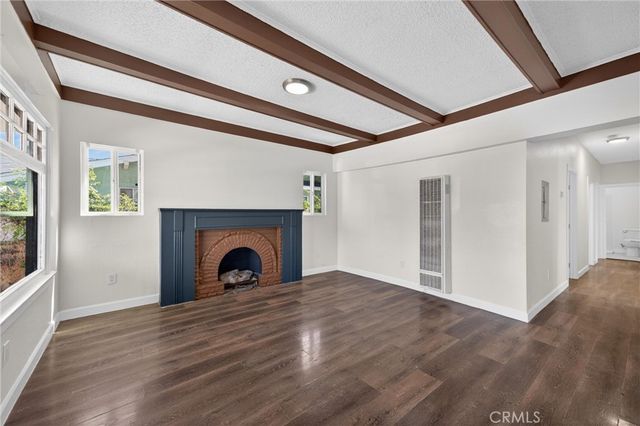 132 W 74th Street, Los Angeles, CA 90003