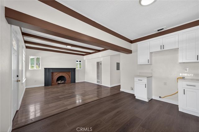 132 W 74th Street, Los Angeles, CA 90003