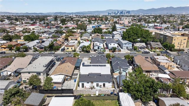 132 W 74th Street, Los Angeles, CA 90003
