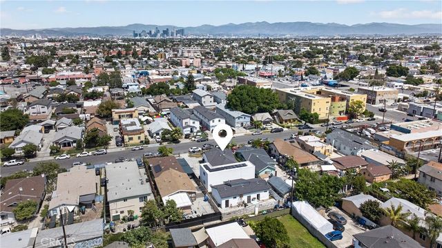 132 W 74th Street, Los Angeles, CA 90003