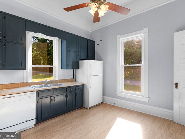 863 Jackson Street, Locust Grove, GA 30248