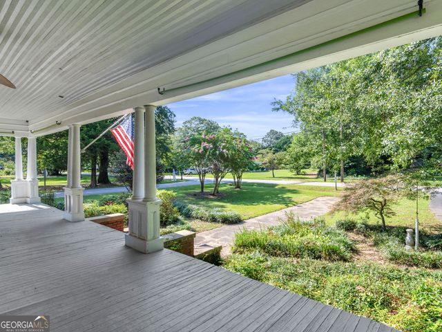 863 Jackson Street, Locust Grove, GA 30248