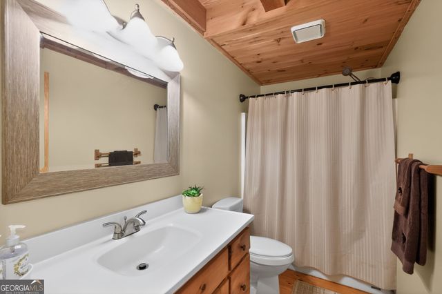 285 Julep Circle, Ellijay, GA 30540