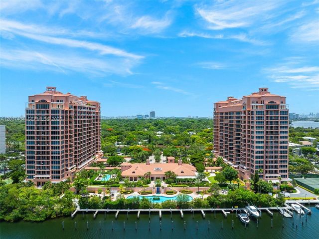 60 Edgewater Dr 11F, Coral Gables, FL 33133