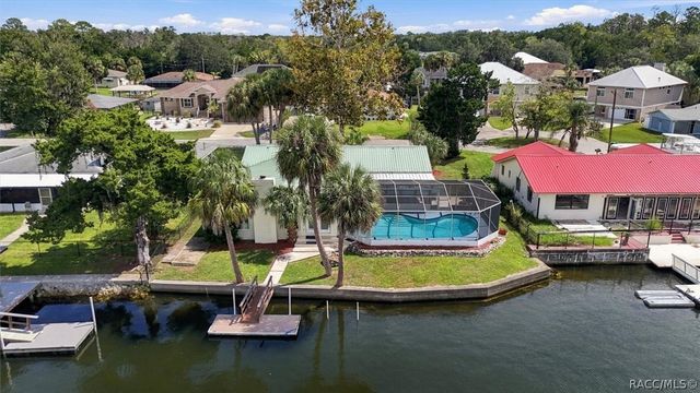 3840 N Calusa Point, Crystal River, FL 34428