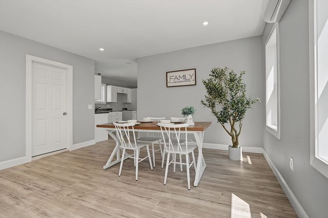 85 Middle St, Fairhaven, MA 02719