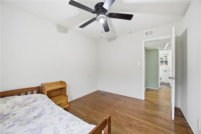 135 Pasadena Drive, Winston-salem, NC 27127