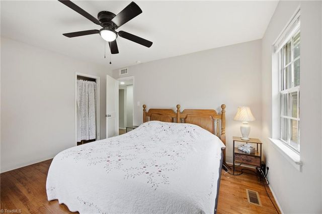 135 Pasadena Drive, Winston-salem, NC 27127