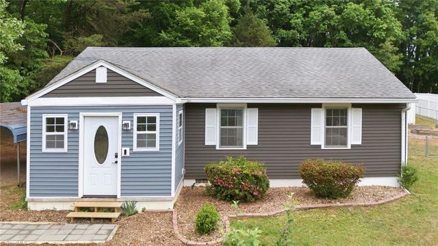 135 Pasadena Drive, Winston-salem, NC 27127