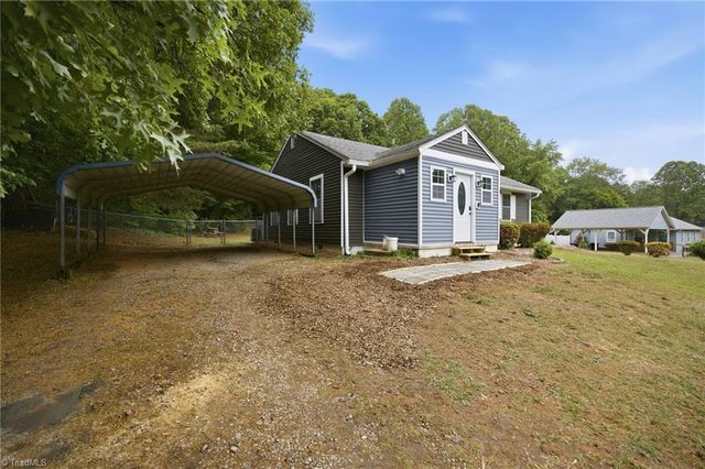 135 Pasadena Drive, Winston-salem, NC 27127