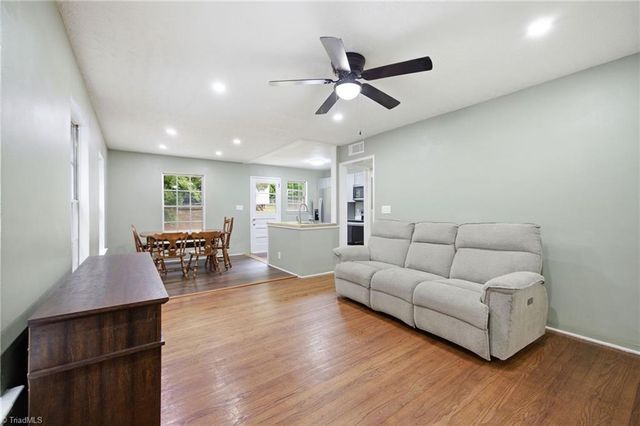 135 Pasadena Drive, Winston-salem, NC 27127