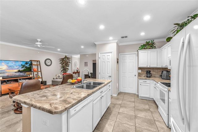 5018 33RD AVENUE E, Palmetto, FL 34221