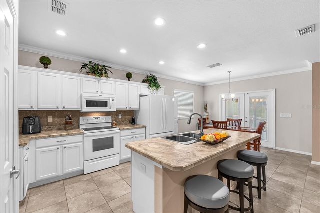 5018 33RD AVENUE E, Palmetto, FL 34221