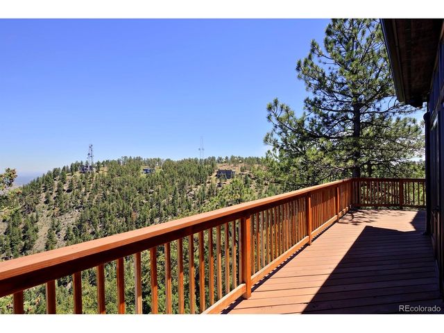 848 Golden Point Dr, Golden, CO 80401
