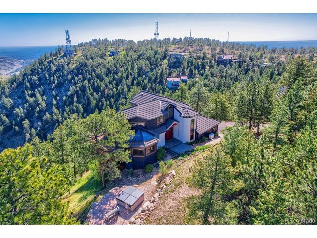 848 Golden Point Dr, Golden, CO 80401