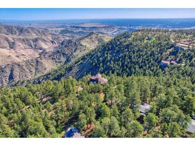 848 Golden Point Dr, Golden, CO 80401