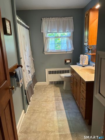 85 Thompson Drive, Torrington, CT 06790