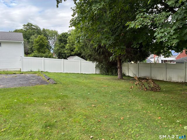 85 Thompson Drive, Torrington, CT 06790