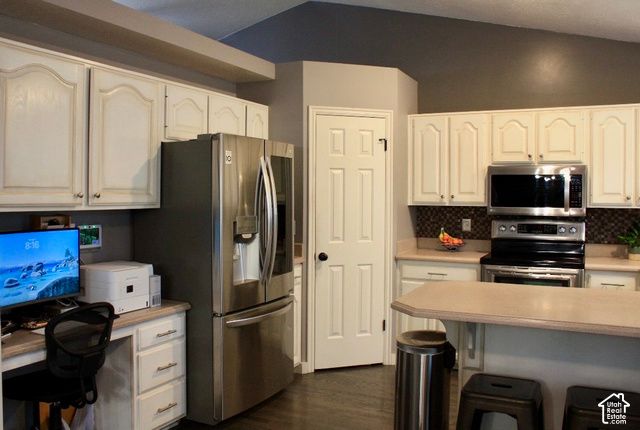 1024 E 5000 S, South Ogden, UT 84403