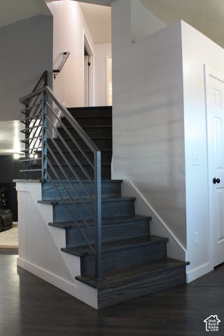 1024 E 5000 S, South Ogden, UT 84403