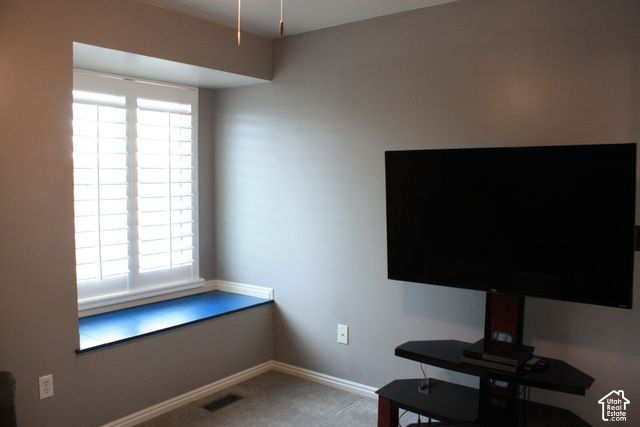 1024 E 5000 S, South Ogden, UT 84403