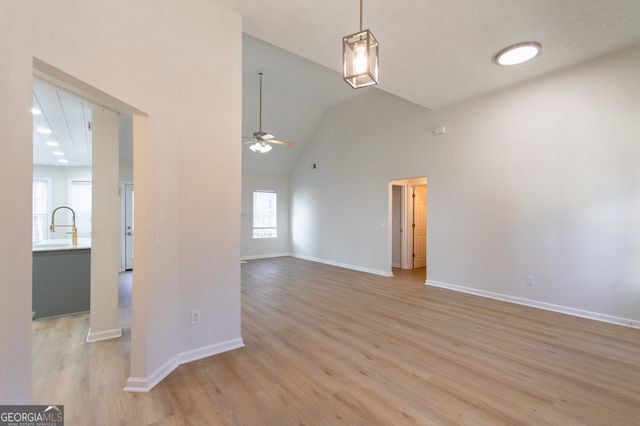 100 Rudders Crossing, Newnan, GA 30263