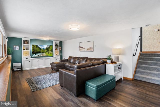 400 HARRISON AVE, West Berlin, NJ 08091