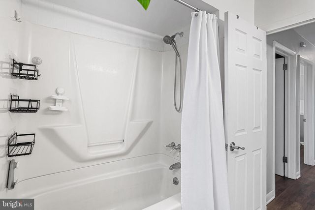 400 HARRISON AVE, West Berlin, NJ 08091