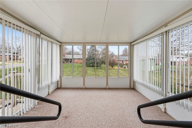 2425 Orchid Street NW, North Canton, OH 44720