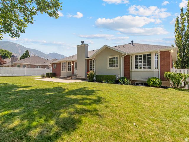 356 W SUNSET CIR, Centerville, UT 84014