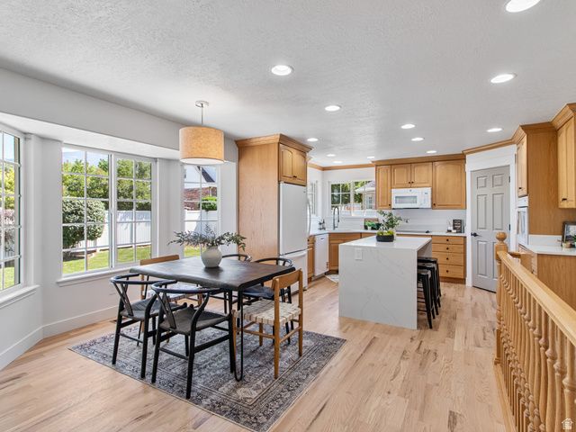 356 W SUNSET CIR, Centerville, UT 84014