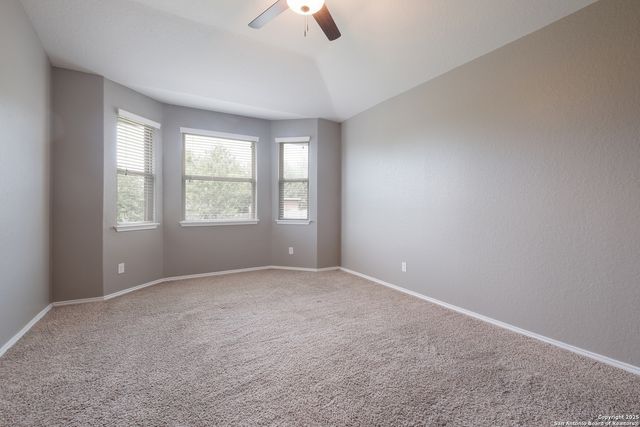 213 Stoeger Dr, New Braunfels, TX 78130