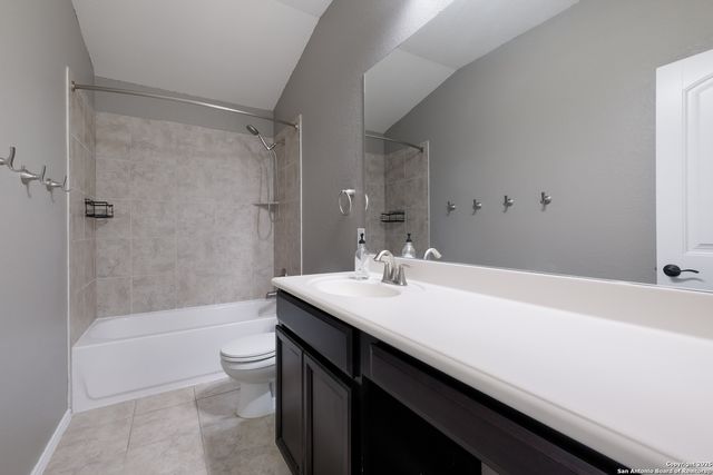 213 Stoeger Dr, New Braunfels, TX 78130