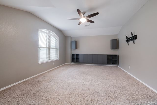 213 Stoeger Dr, New Braunfels, TX 78130